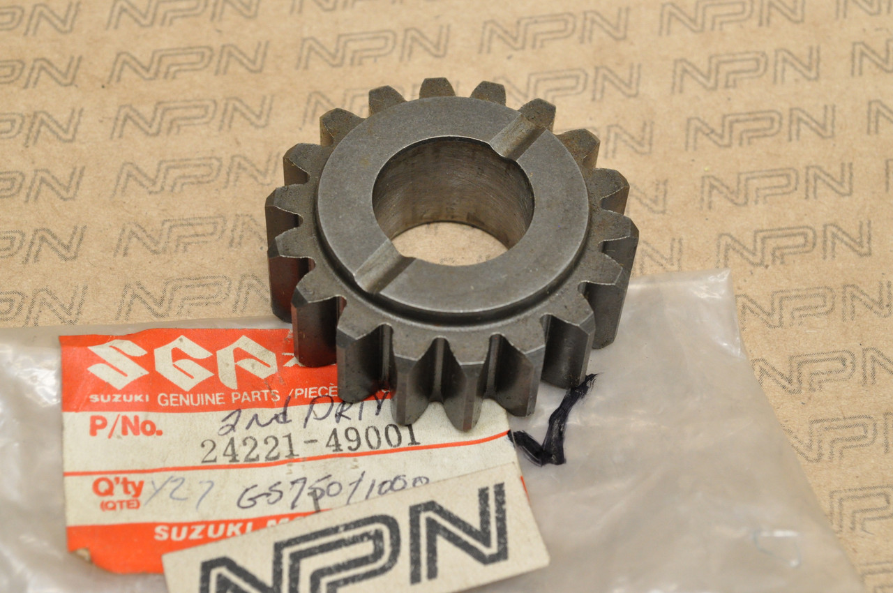 NOS Suzuki 1979-80 GS1000 1980-83 GS750 Second Drive Gear 18T 24221-49001