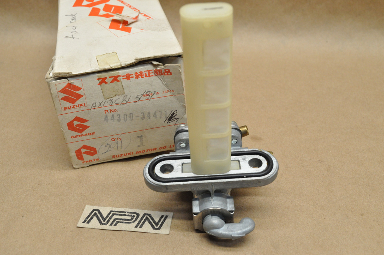 NOS Suzuki 1985 GS700 Gas Fuel Petcock Valve & Screen 44300-34471