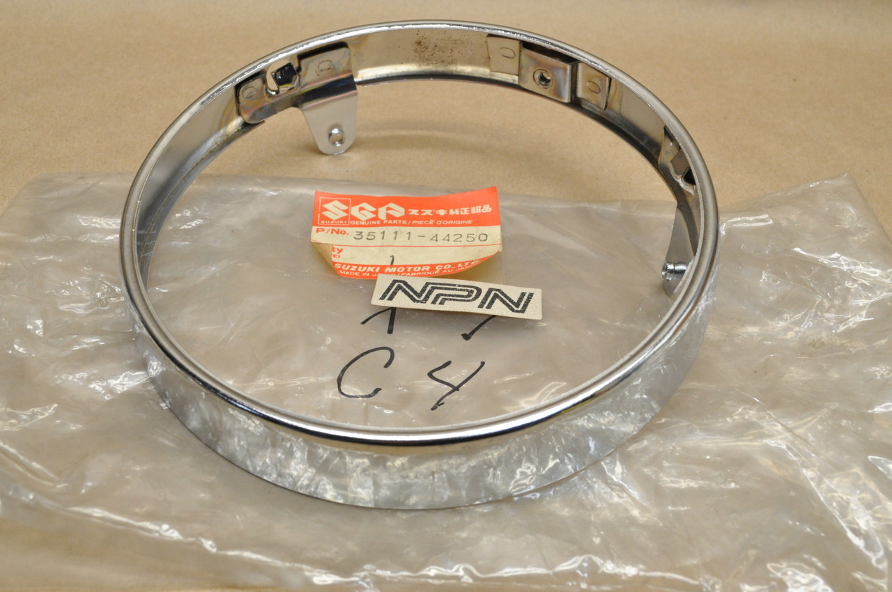 NOS Suzuki GN125 GN400 GS250 GS300 GS450 Head Light Bezel Rim Ring 35111-44250