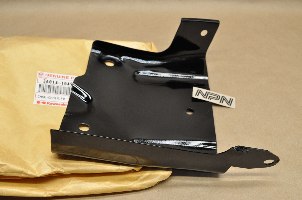 NOS Kawasaki 1981-83 KLT200 1982-83 KLT250 Chain Case Cover 36014