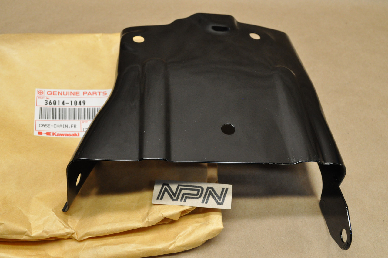 NOS Kawasaki 1981-83 KLT200 1982-83 KLT250 Chain Case Cover 36014