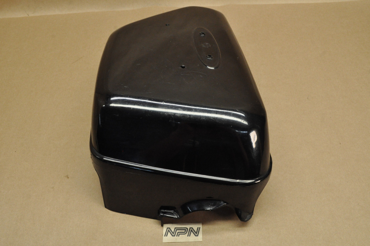 Vintage Used OEM Honda CA175 K3 CD175 K3 Right Side Cover Black 83540-303-030 B