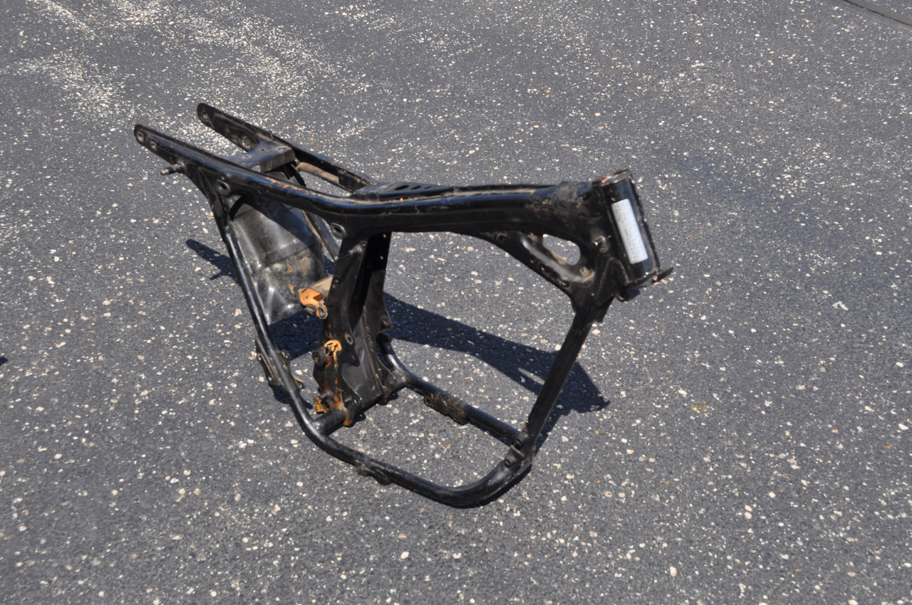 Vtg Used OEM Hond CD175 K3 Frame , Crankcase w/ Street Legal Document 50100-303-060 Z