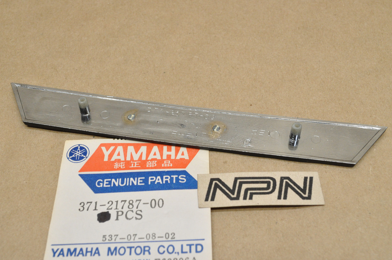 NOS Yamaha 1973-74 TX500 1975 XS500 Side Cover Emblem Badge 371-21787-00