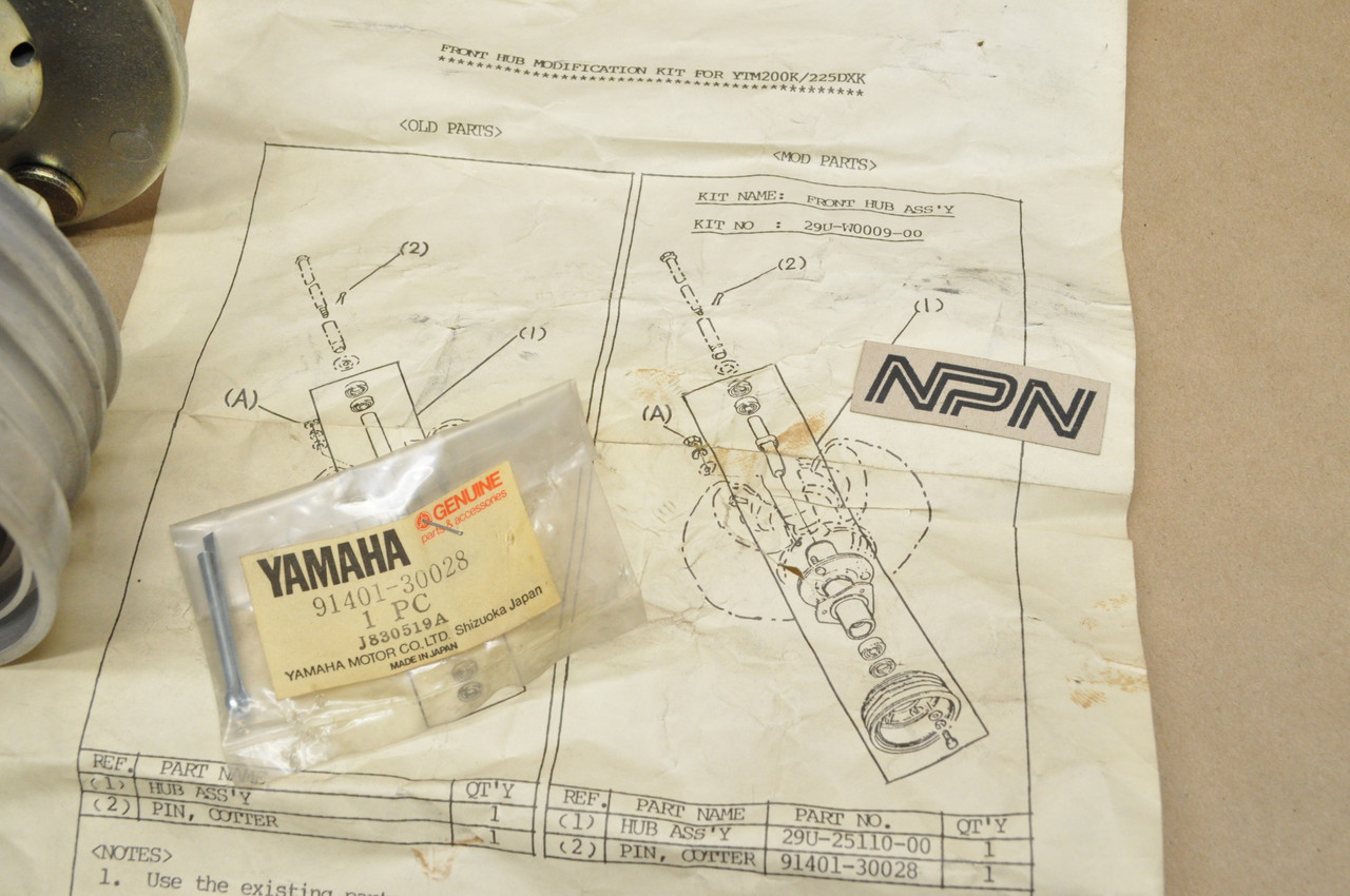 NOS Yamaha YTM200 YTM225 Tri-Moto Front Wheel Hub Kit 29U-W0009-00