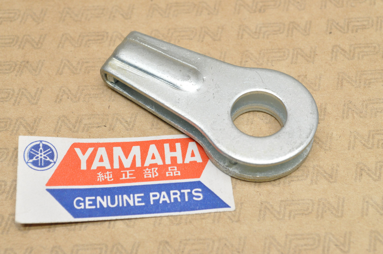 NOS Yamaha 1969 AS2 1968 YAS1 Chain Tension Adjuster Puller 183-25389-00