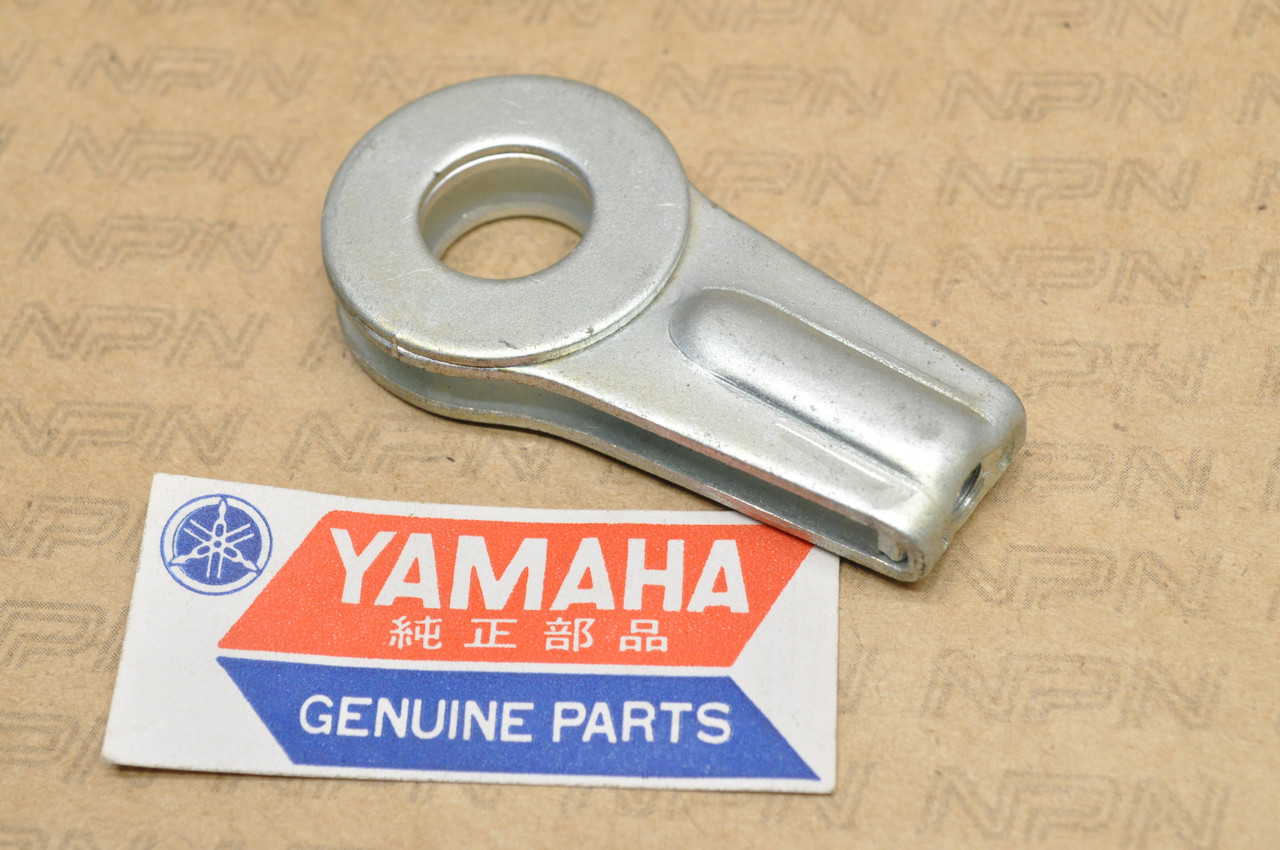 NOS Yamaha 1969 AS2 1968 YAS1 Chain Tension Adjuster Puller 183-25389-00