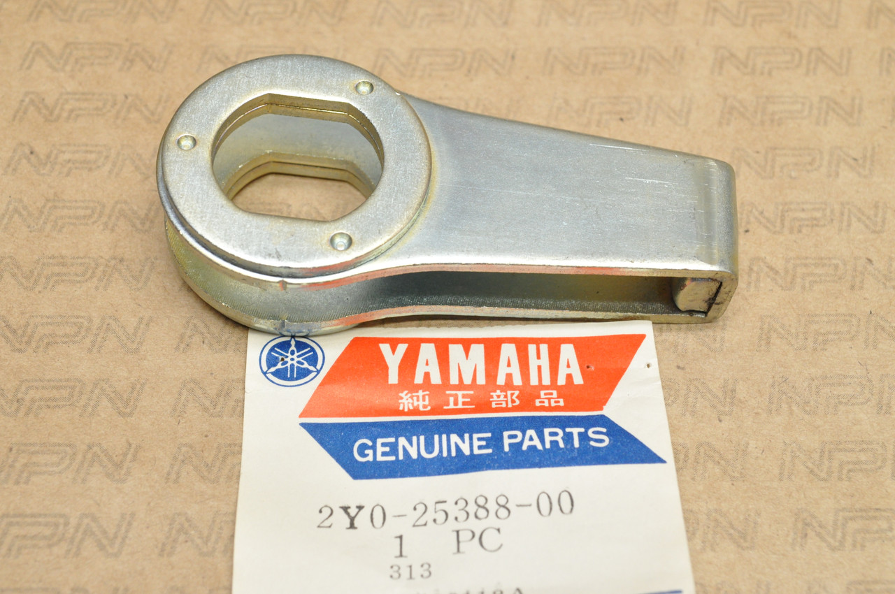 Kettenspanner Chain Adjuster Yamaha RT 1 2 360 DT 400 250