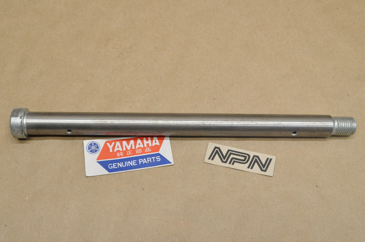 NOS Yamaha DT2 DT3 RT2 RT3 Rear Swing Arm Pivot Shaft Bolt 308-22141-01