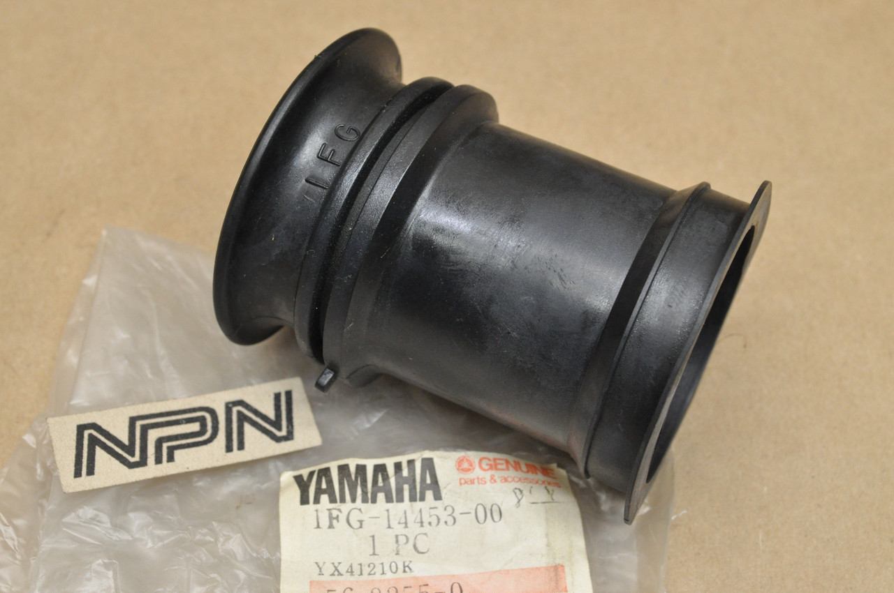 NOS Yamaha 1985-86 XJ700 Maxim Air Cleaner Rubber Joint Boot 1FG