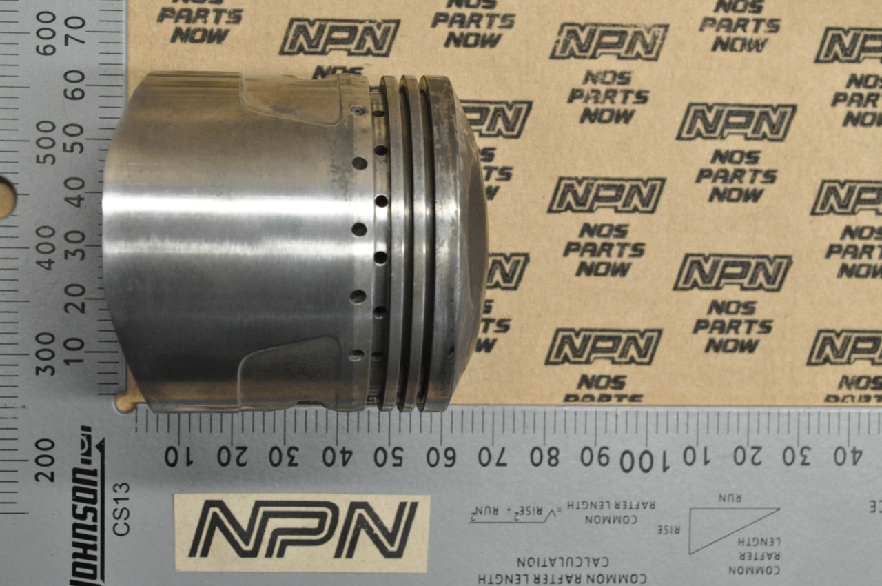 Vintage Used OEM Honda CA77 Standard Size Piston 13101-266-020