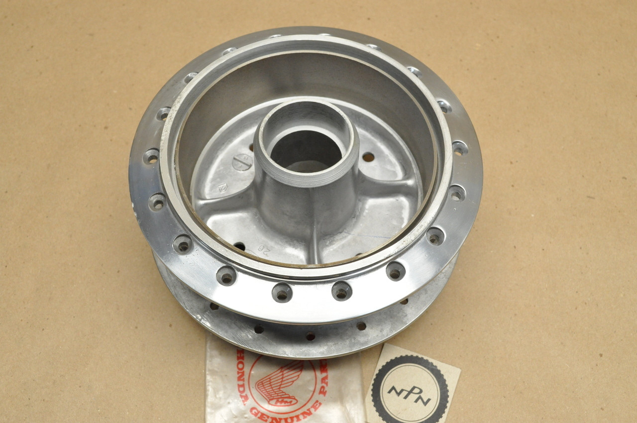 NOS Honda CT90 K5-1977 Trail 90 Rear Wheel Hub 42601-121-690 - NOS