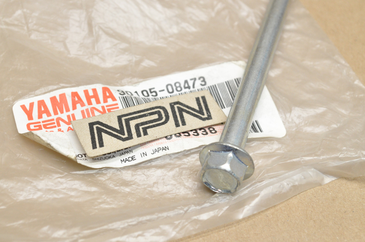 NOS Yamaha IT175 YSR50 YZ100 YZ250 YZ465 YZ490 Motor Mount Bolt 90105-08473