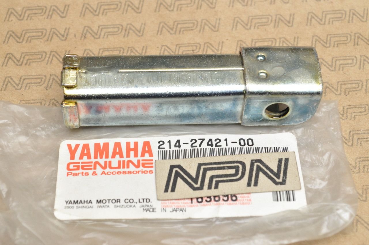 NOS Yamaha AT1 CT1 DT175 GT80 JT1 MX80 PW80 RT1 Foot Rest Step 214-27421-00