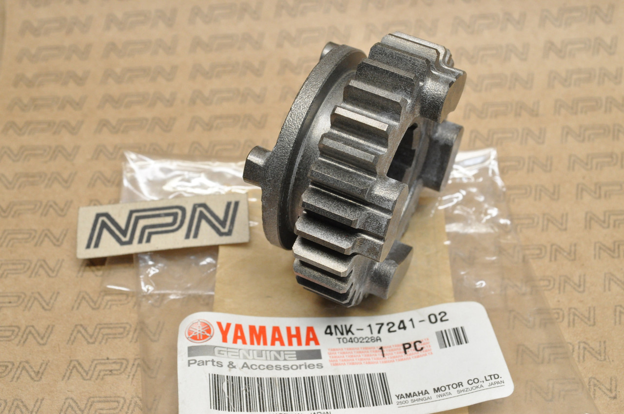 NOS Yamaha XV1600 Road Star XVZ13 Royal Star 4th Wheel Gear 29T 4NK-17241-02
