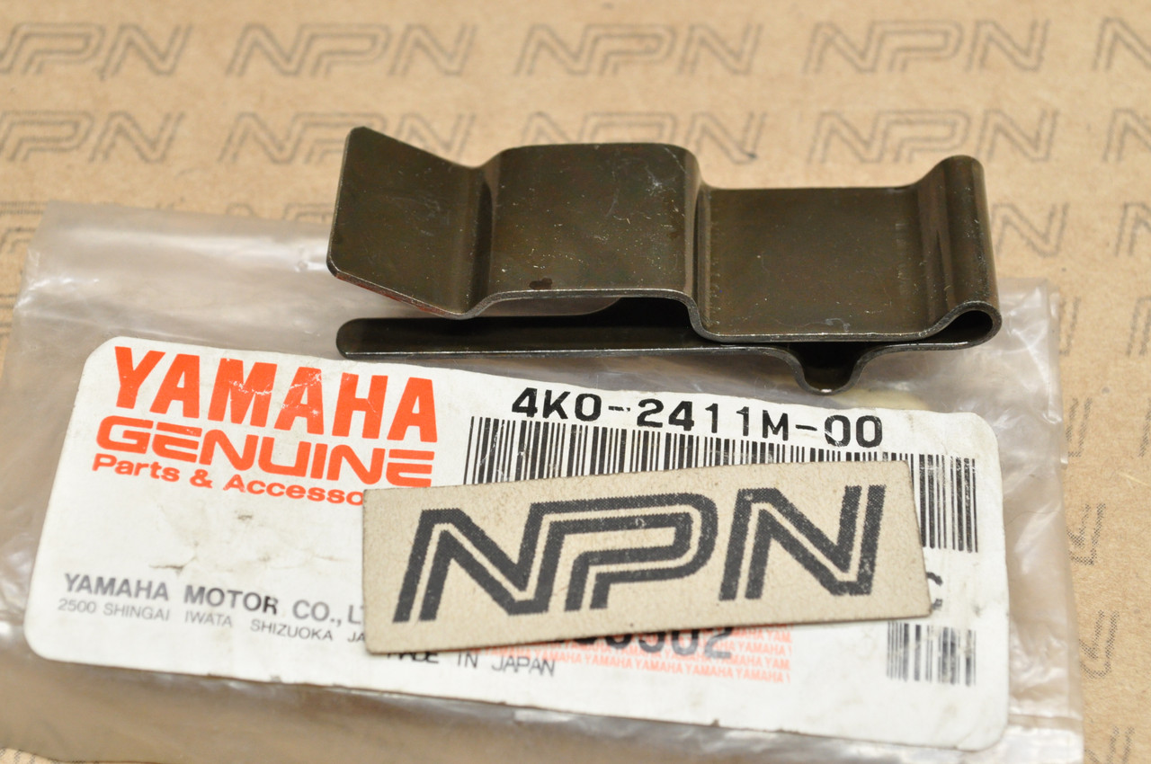 NOS Yamaha XJ650 XJ750 XJ900 Seca Fuel Gas Tank Mount Clip 4K0-2411M-00