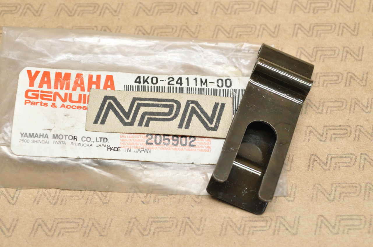 NOS Yamaha XJ650 XJ750 XJ900 Seca Fuel Gas Tank Mount Clip 4K0-2411M-00