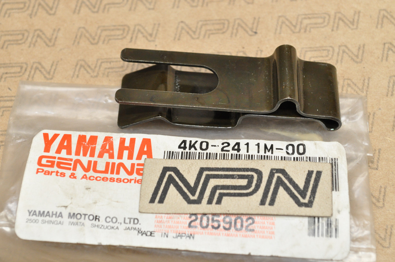 NOS Yamaha XJ650 XJ750 XJ900 Seca Fuel Gas Tank Mount Clip 4K0-2411M-00