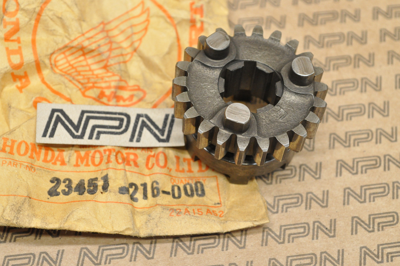 NOS Honda CA160 CB160 CL160 Main Shaft 3rd Third Gear 22T 23451-216-000