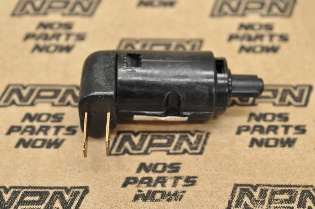 NOS Honda CB400 CB750 CB900 CM400 CX500 GL1100 Brake Switch 35340-422-013