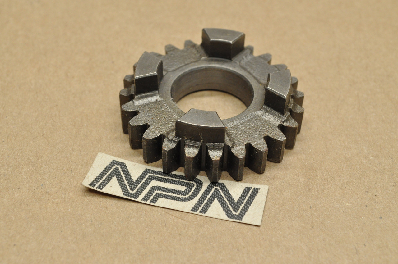 NOS Honda CB100 CL125 SL100 SL125 XL100 XL125 4th Fourth Gear 24T 23481-107-000