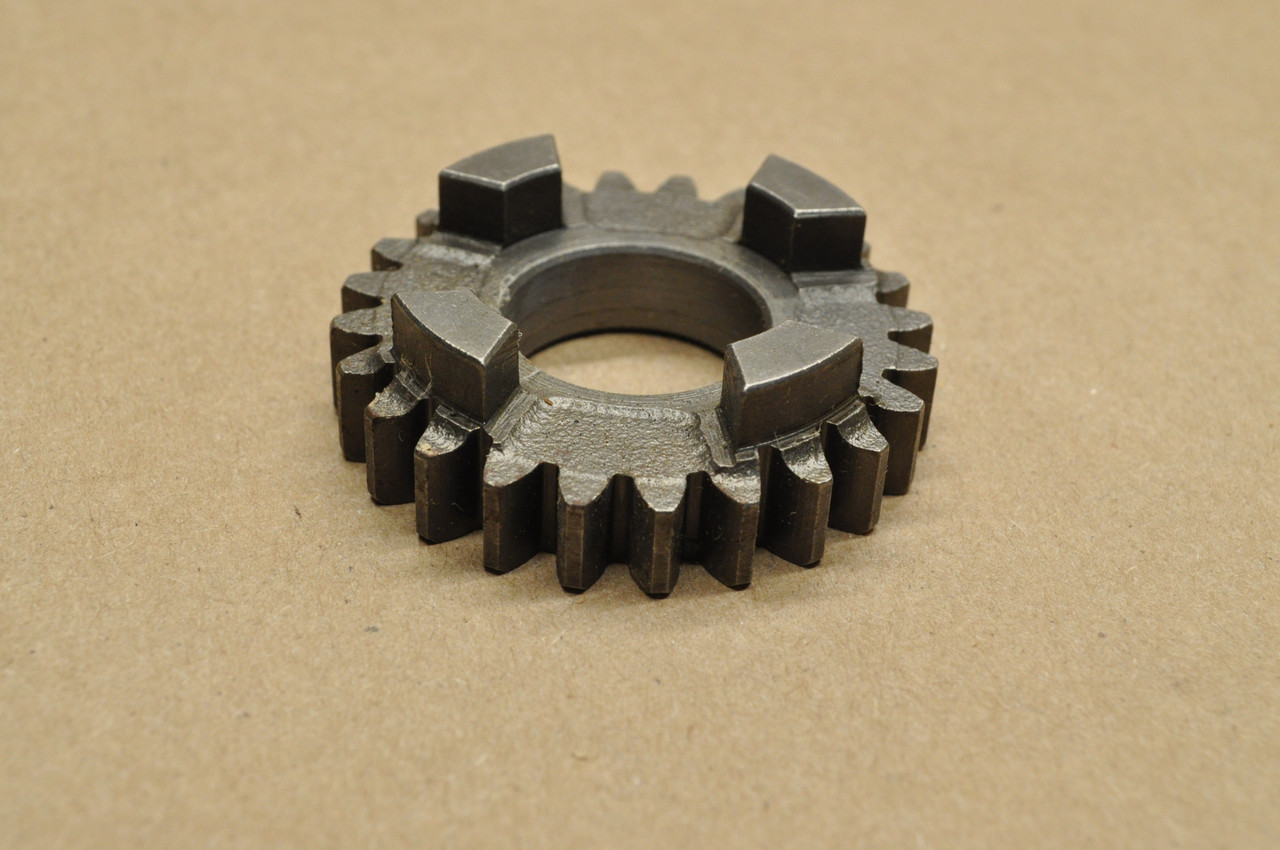 NOS Honda CB100 CL125 SL100 SL125 XL100 XL125 4th Fourth Gear 24T 23481-107-000