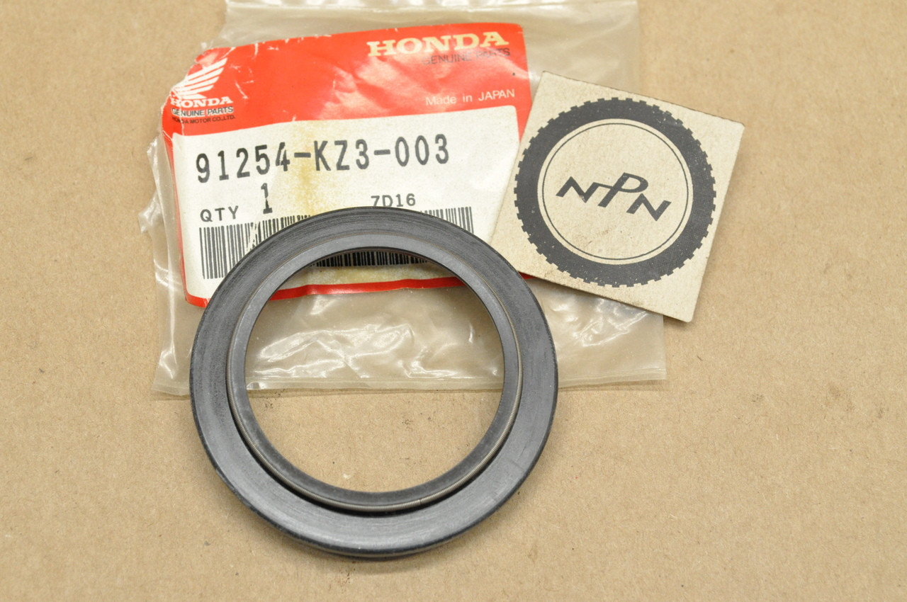 NOS Honda CBR900 RR CR125 CR250 CR500 GL1500 Gold Wing Front Fork Dust Seal 91254-KZ3-003