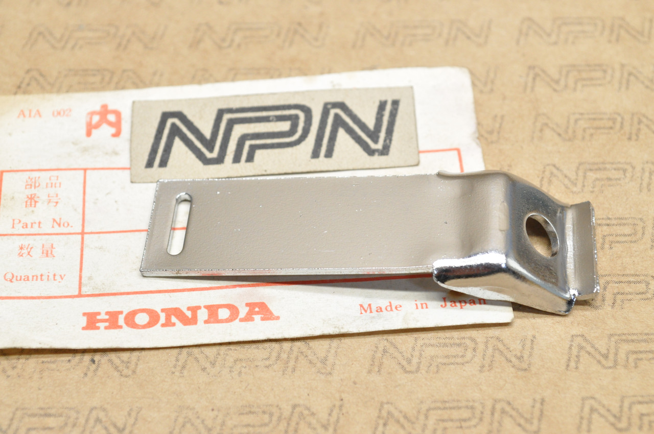 NOS Honda 1975-77 CB550 F Exhaust Muffler Protector Mount Band A 18326-390-000