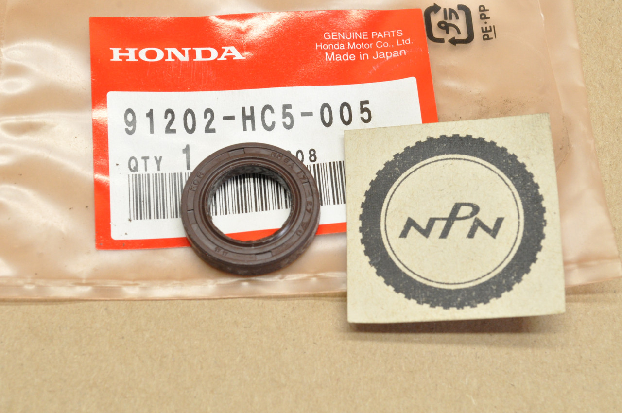 NOS Honda ATC350 CBR1000 CBR600 CBR900 Crank Case Oil Seal 91202-HC5-005