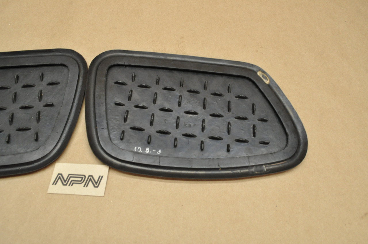 Vtg Used OEM Honda CA160 CA95 Gas Tank Left & Right Knee Pad Grip 17662-212-000