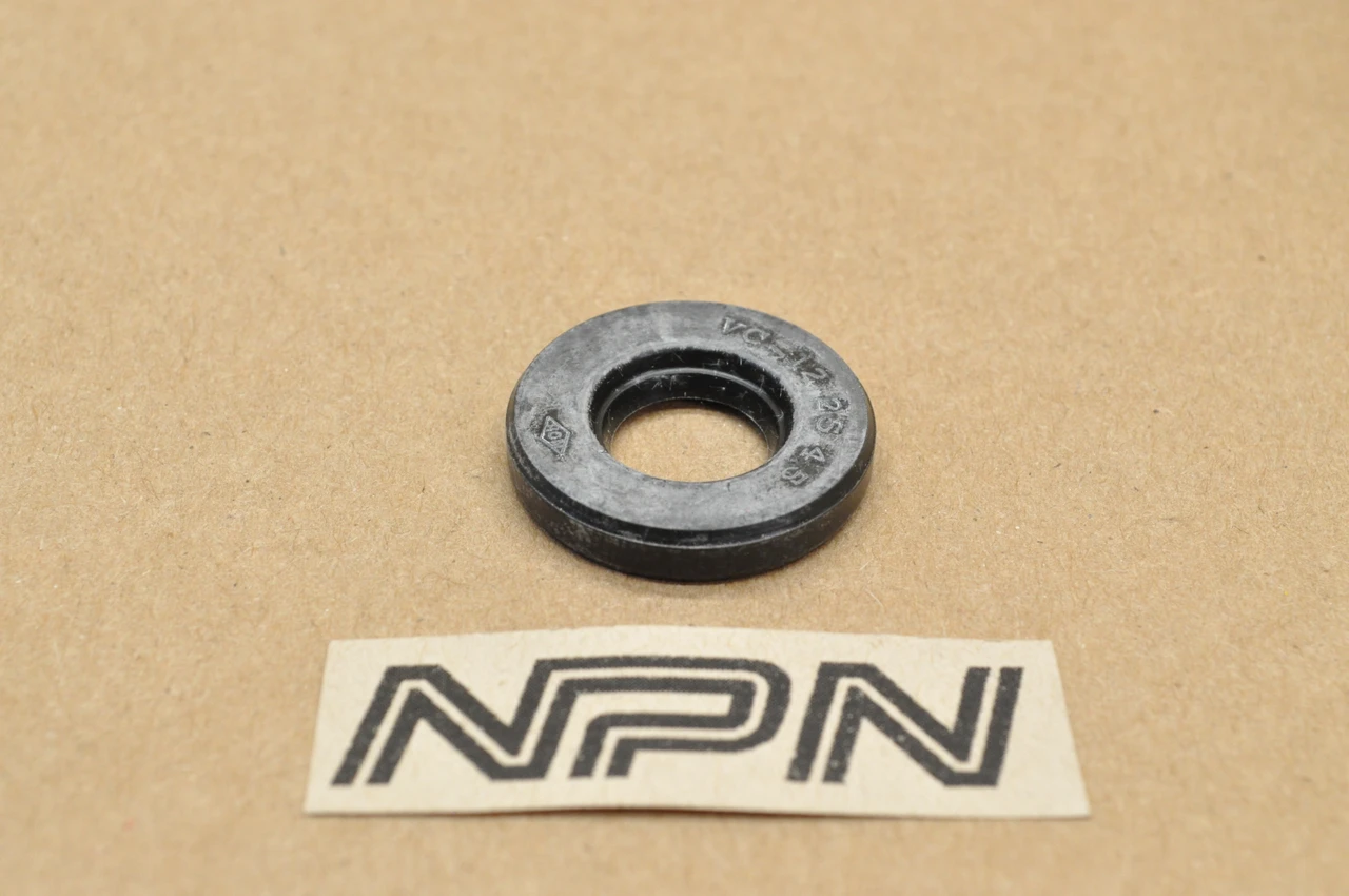 NOS Honda CA160 CB72 CB77 CB92 CL160 CL175 CL72 CL77 Oil Seal 91204-200-000