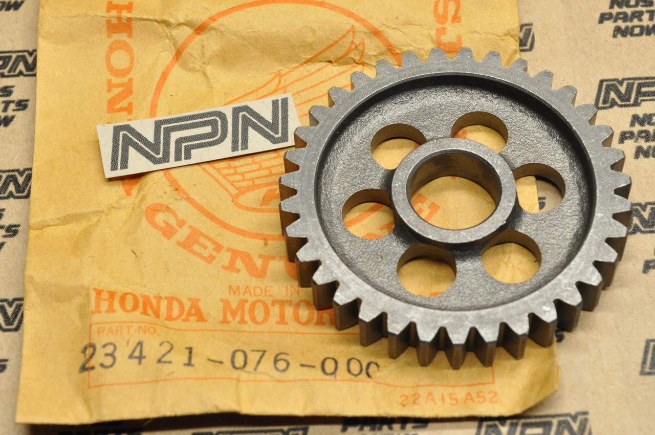 NOS Honda Z50 A K0-1978 & 1979-80 Z50R Countershaft Low Gear 35T 23421-076-000