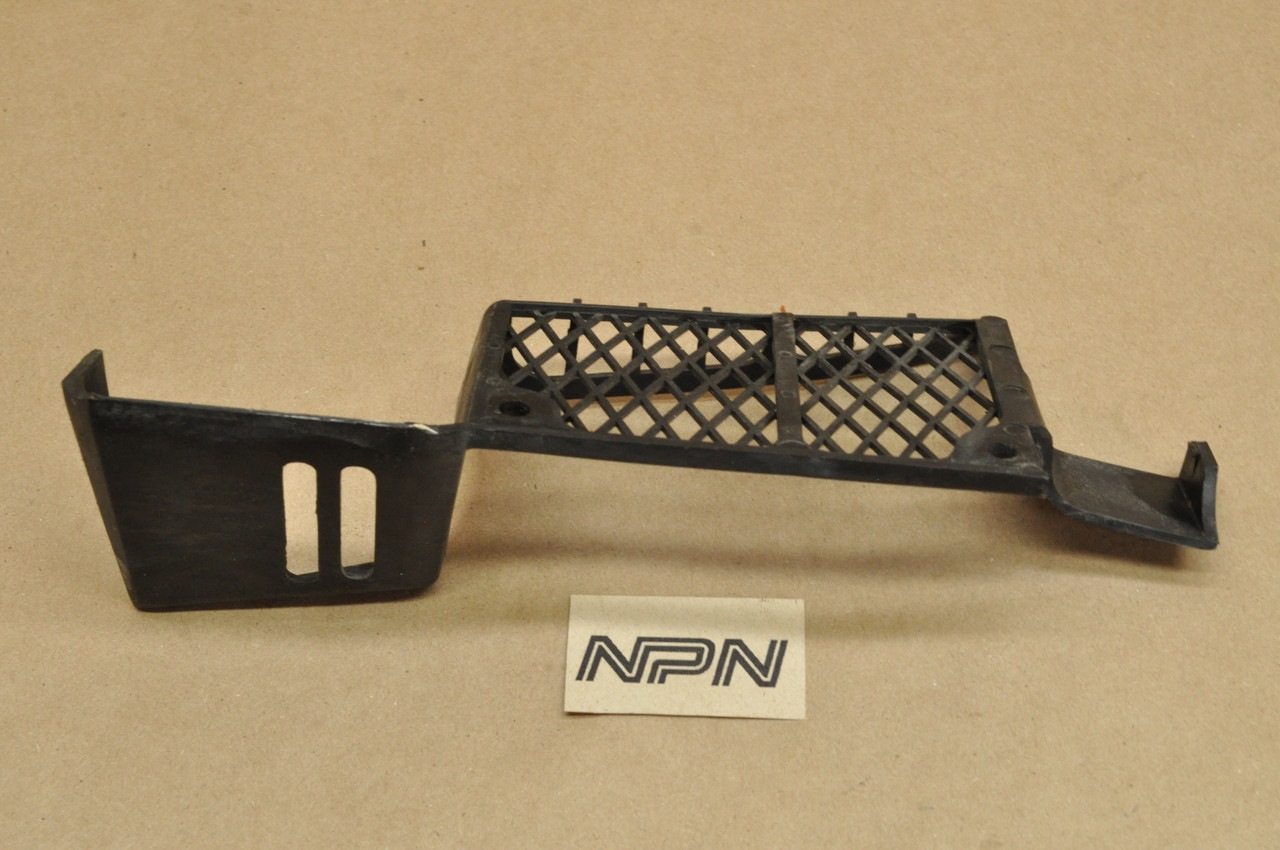 Vtg Used OEM Honda 1984 VF700 C 1982-83 VF750 C Left Radiator Cover 19119-MB1-000