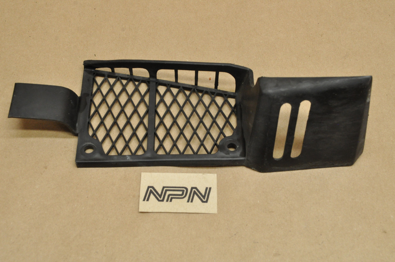 Vtg Used OEM Honda 1984 VF700 C 1982-83 VF750 C Left Radiator Cover 19119-MB1-000