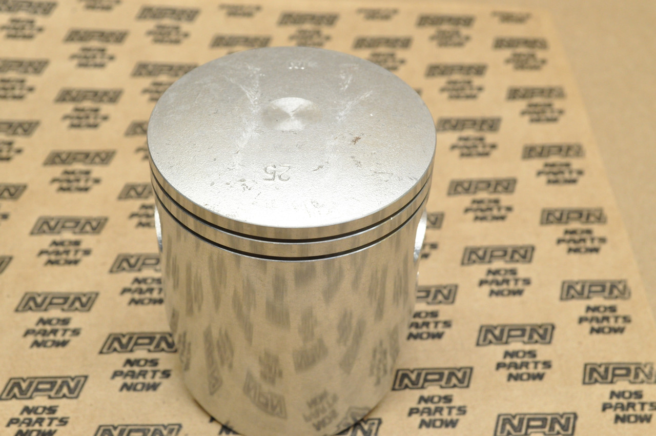 NOS Honda 1985 CR250 R .25 Oversize Piston 13102-KA4-770