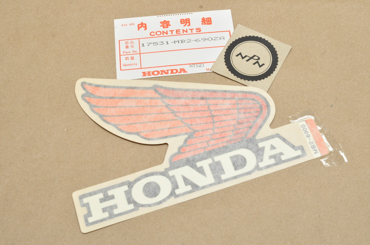 NOS Honda 1984 VF700 F Interceptor Fuel Gas Tank Right Side Emblem Decal 17531-MB2-690 ZA