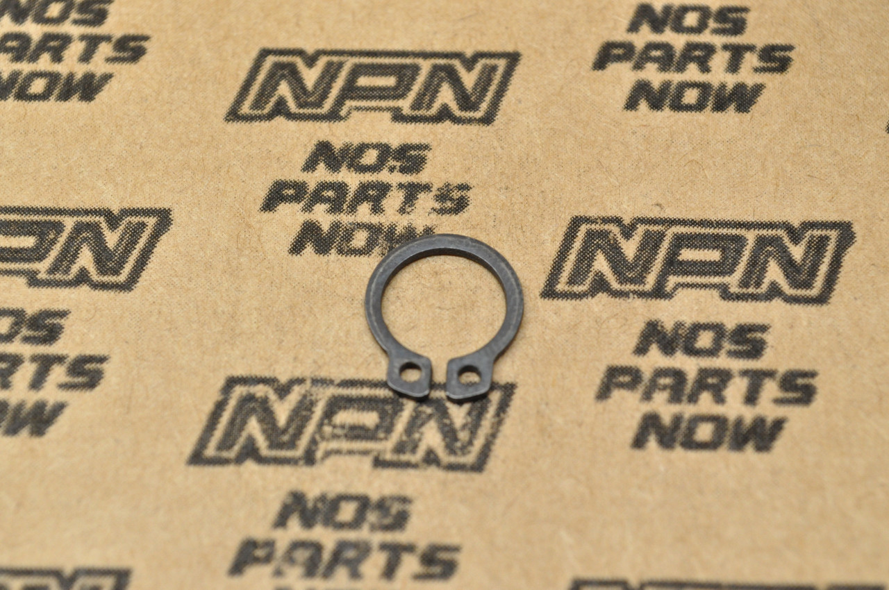 NOS Honda C110 CA110 CA95 CB92 Outer Circlip 10mm 90601-200-000