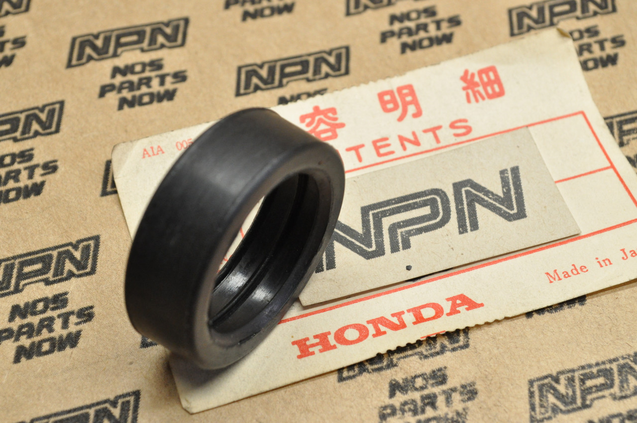 NOS Honda CB350 CB72 CB77 CL350 CL72 CL77 SL175 SL350 Seal Cap 52145-268-000