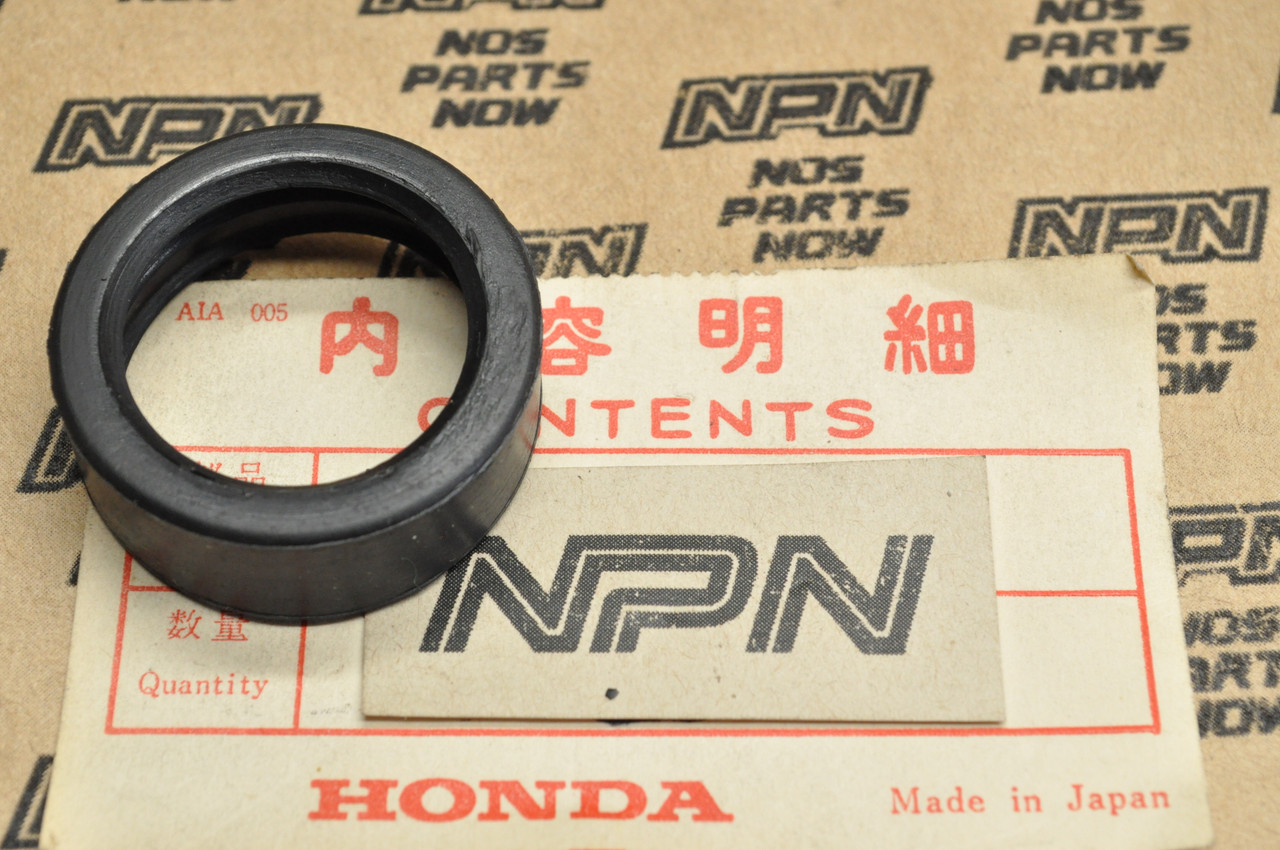 NOS Honda CB350 CB72 CB77 CL350 CL72 CL77 SL175 SL350 Seal Cap 52145-268-000