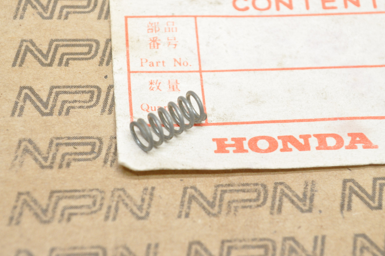 NOS Honda CA72 Carburetor Throttle Stop Spring 16182-259-005