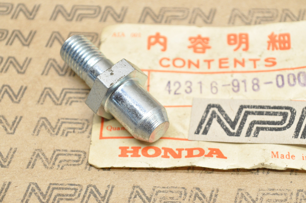 NOS Honda ATC90 K0-K2 Rear Drive Shaft Bolt 42316-918-000