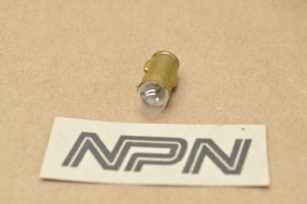 NOS Yamaha AT1 CT1 DT1 DT100 IT400 RT1 TY175 TY250 U5 YG1 Bulb 6V 104-83517-10