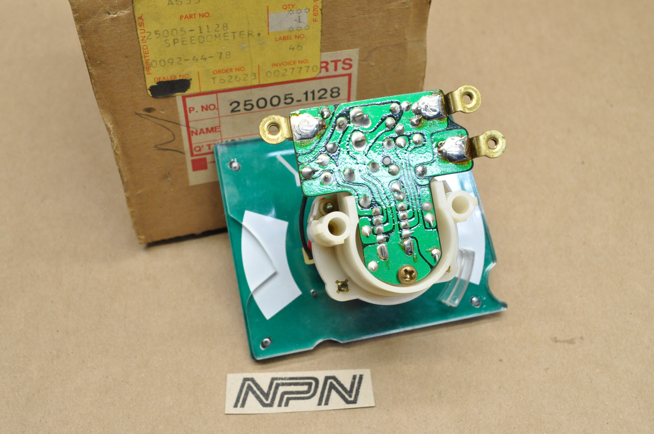 NOS Kawasaki 1981-82 KZ1100 GPz Speedometer MPH KMH Meter Gauge 25005-1128