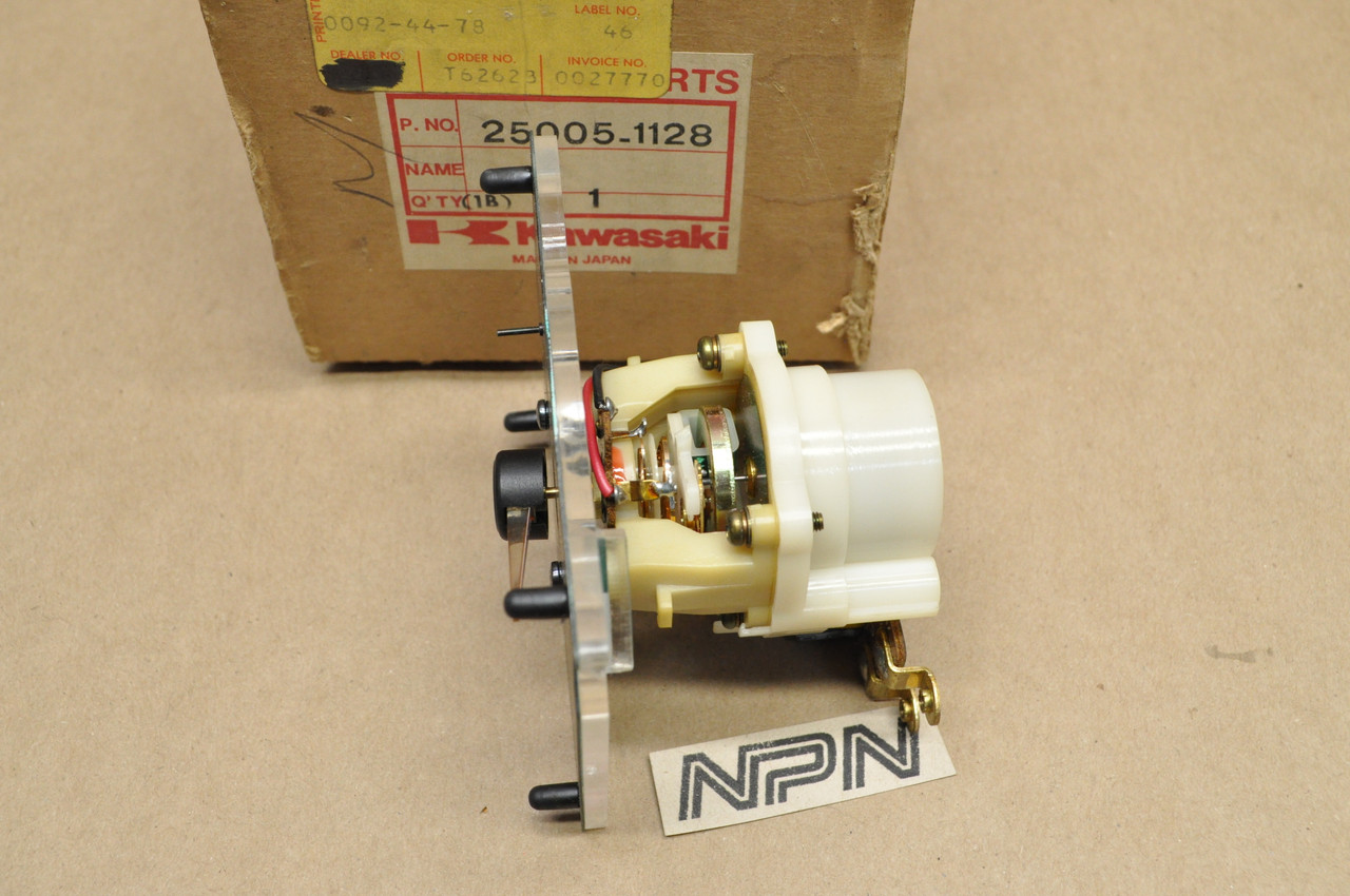 NOS Kawasaki 1981-82 KZ1100 GPz Speedometer MPH KMH Meter Gauge 25005-1128