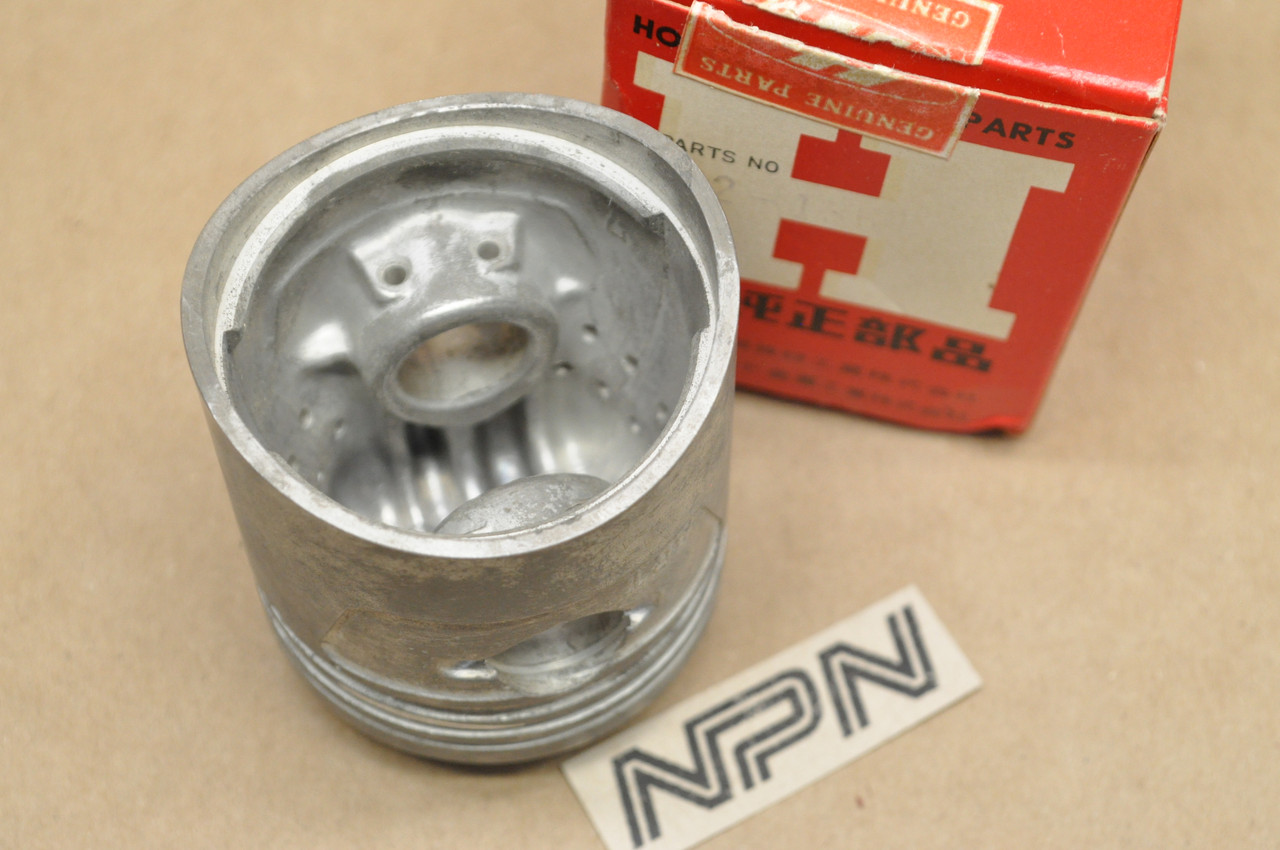 NOS Honda CB72 CL72 .25 Oversize Piston 13102-268-030
