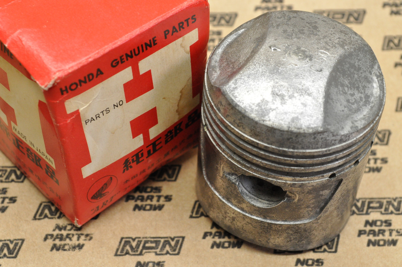 NOS Honda CA72 Piston .50 Oversize 13103-259-000