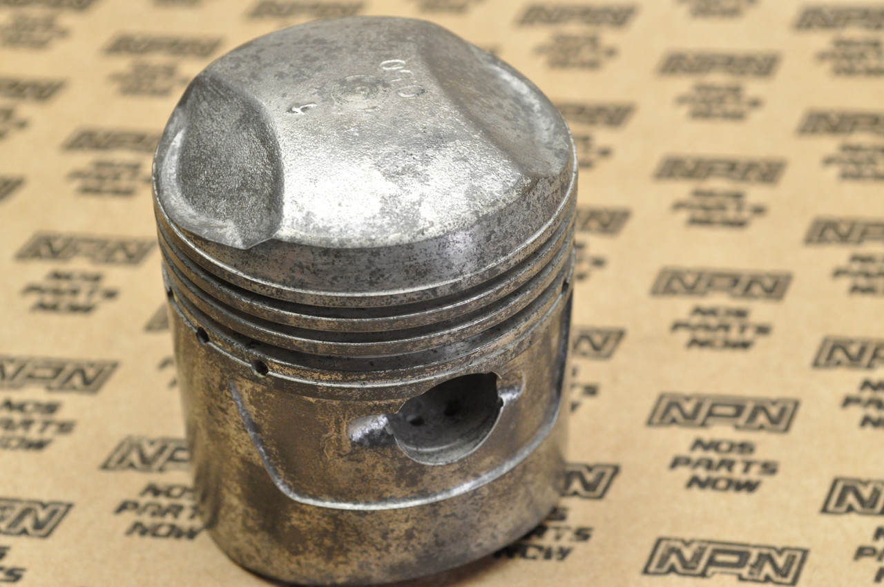 NOS Honda CA72 Piston .50 Oversize 13103-259-000