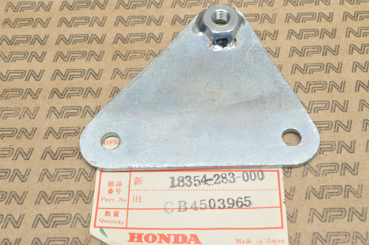 NOS Honda CB450 K0 Left Exhaust Muffler Mount Bracket 18354-283-000