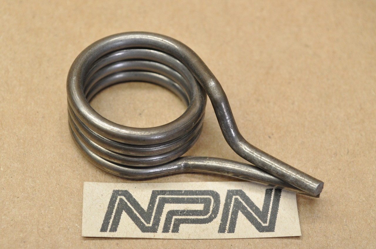 NOS Honda CB450 CM400 CM450 CR250 MR250 MT250 Shift Return Spring 24651-357-010