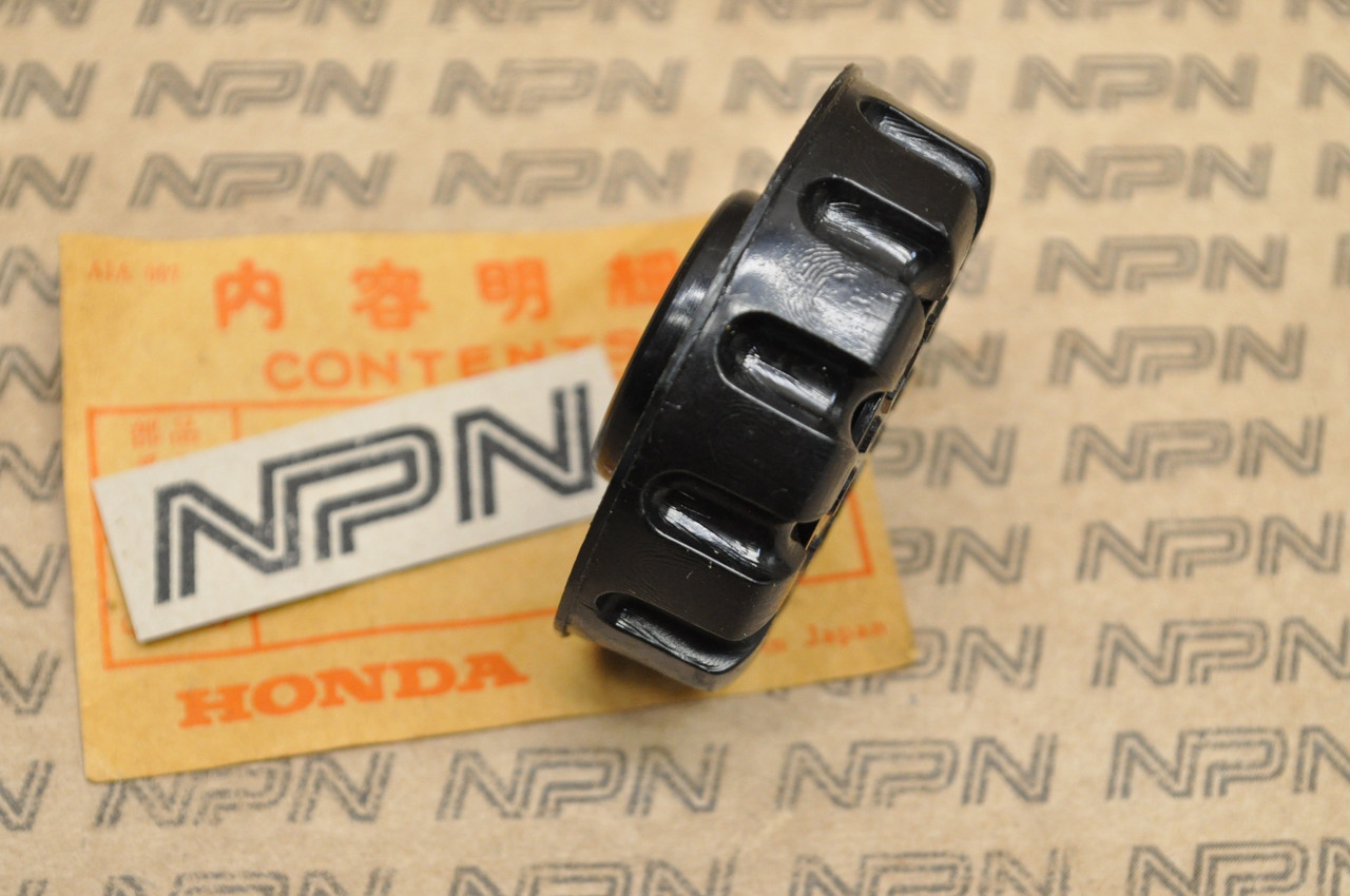 NOS Honda MT250 K0-1976 Elsinore Oil Tank Filler Cap 17620-358-000